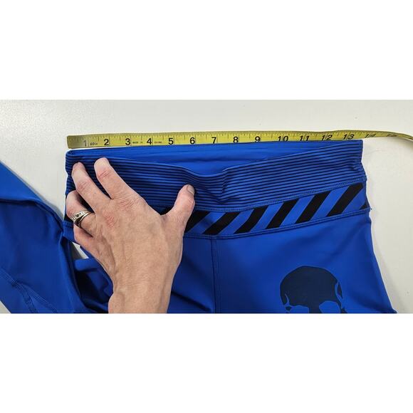 Lululemon X Soul Cycle Blue Capri Leggings Size 6 Skull Design - Picture 4 of 8
